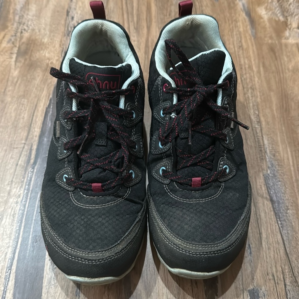 Ahnu | Women’s Hiking Shoes | Size 7.5